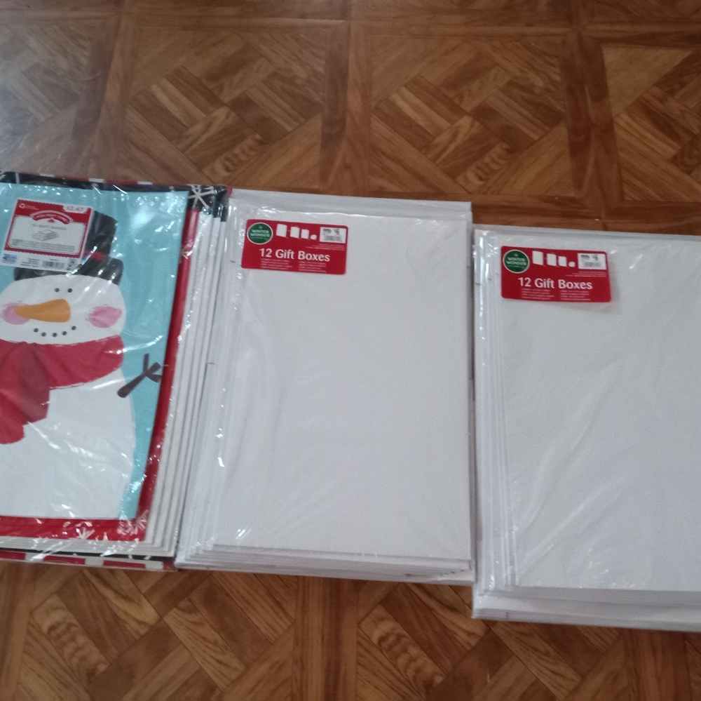 Holiday Gift Boxes Set - White and Festive Snowman Design